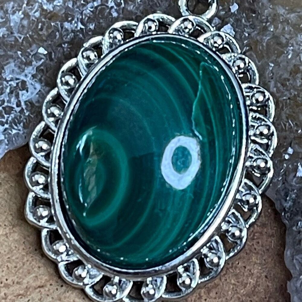 Malachite pendant necklace natural crystal silver plated chain NEW